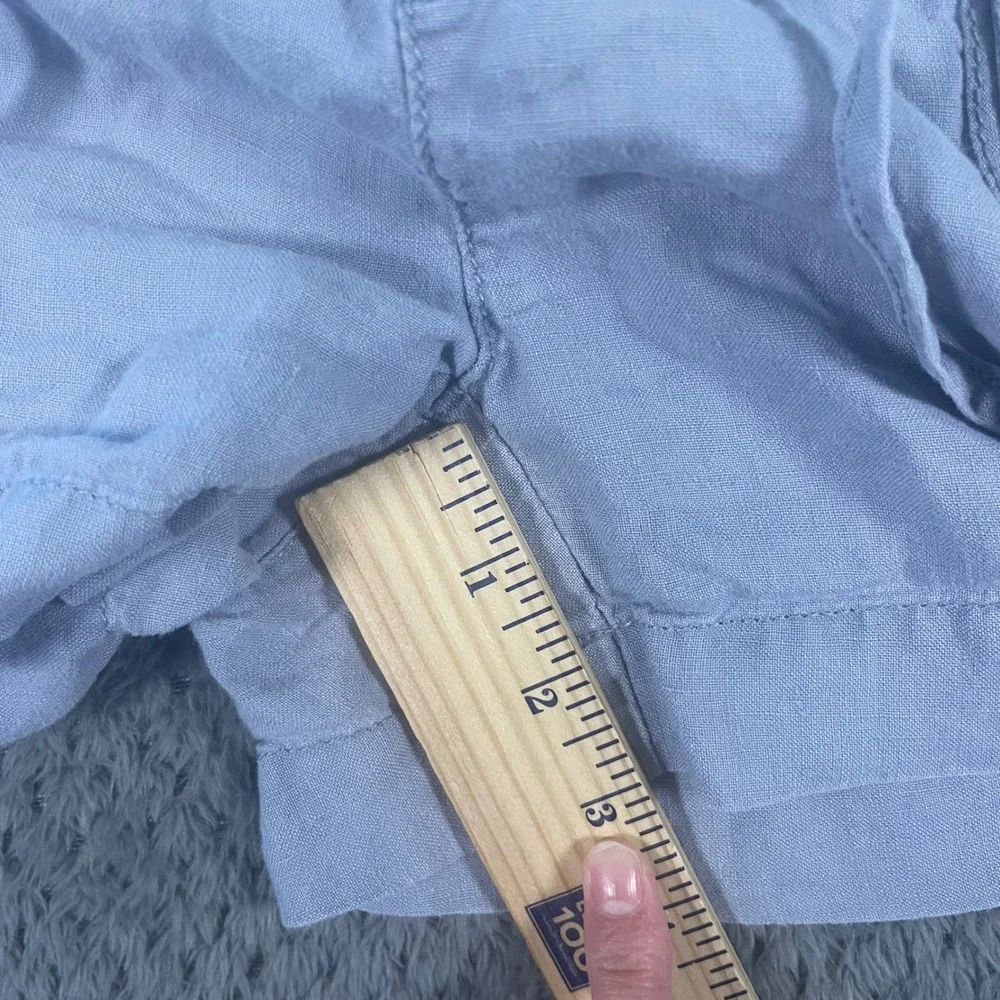 Calvin Klein features style